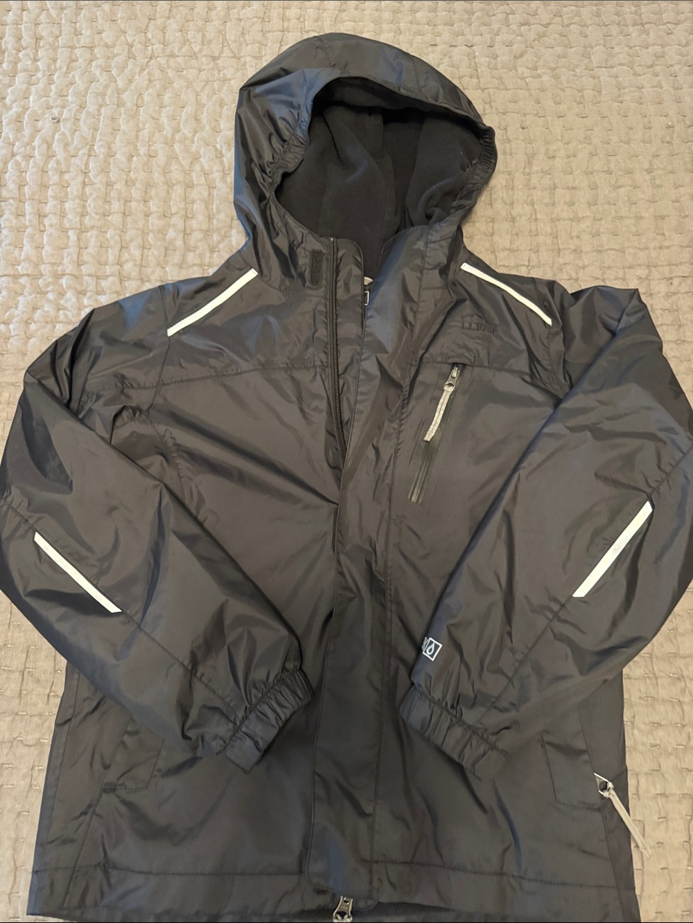 LL bean Youth Black Hooded Wind and Rain Jacket Sz S 8